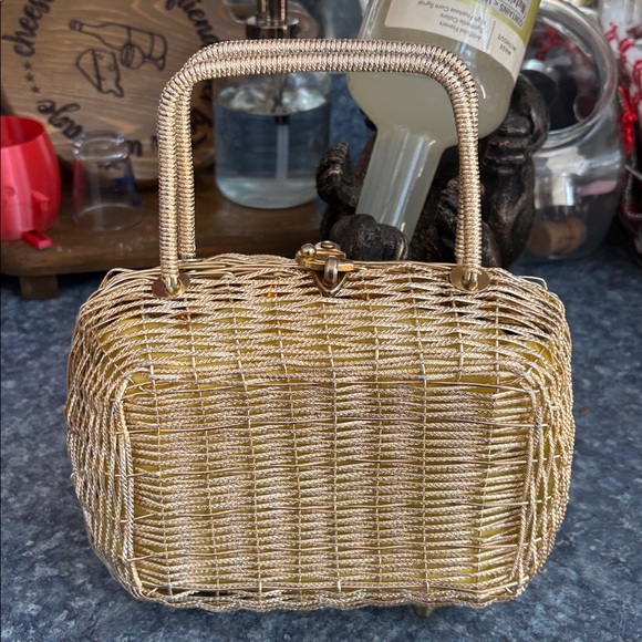 Vintage Handbags - Vintage Hong Kong Wire Wrapped Toggle basket purse 1950